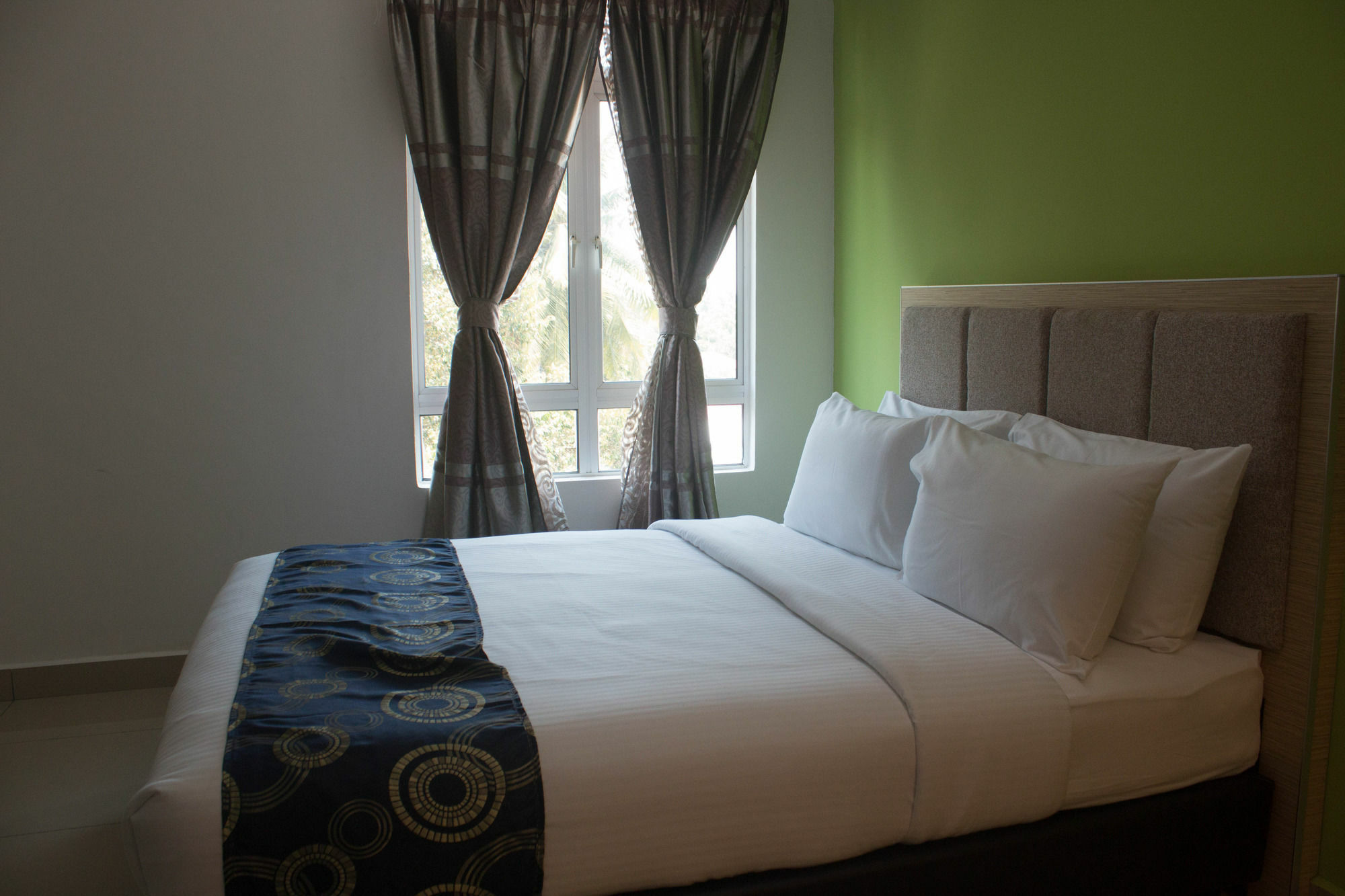 De Viana Hotel & Apartments Кота Бару Екстериор снимка