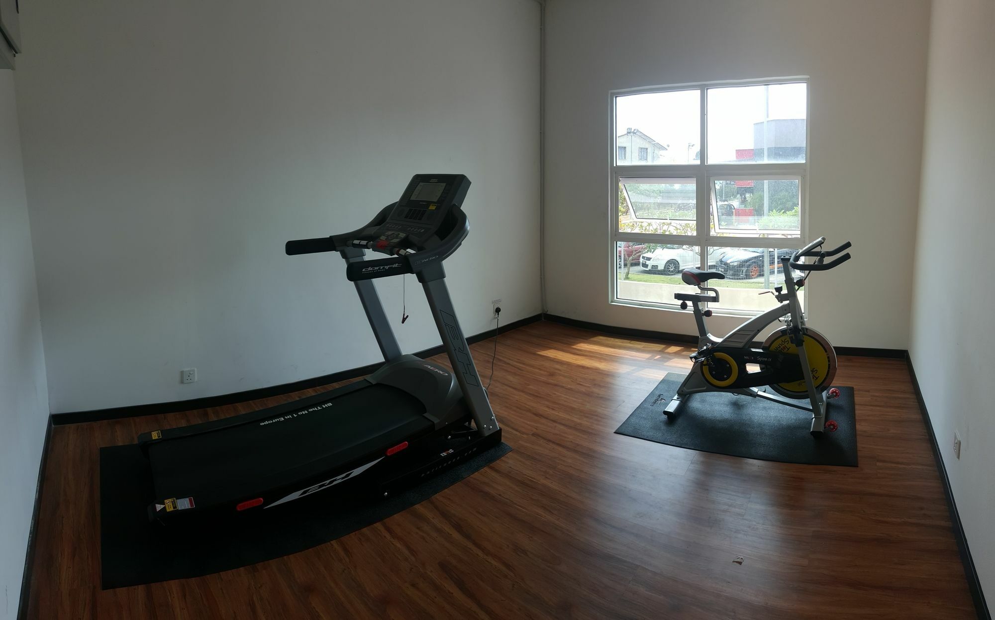De Viana Hotel & Apartments Кота Бару Екстериор снимка